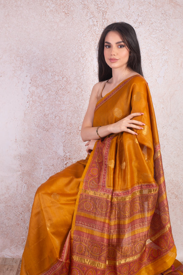 Tassarbutti weave print saree E9_190