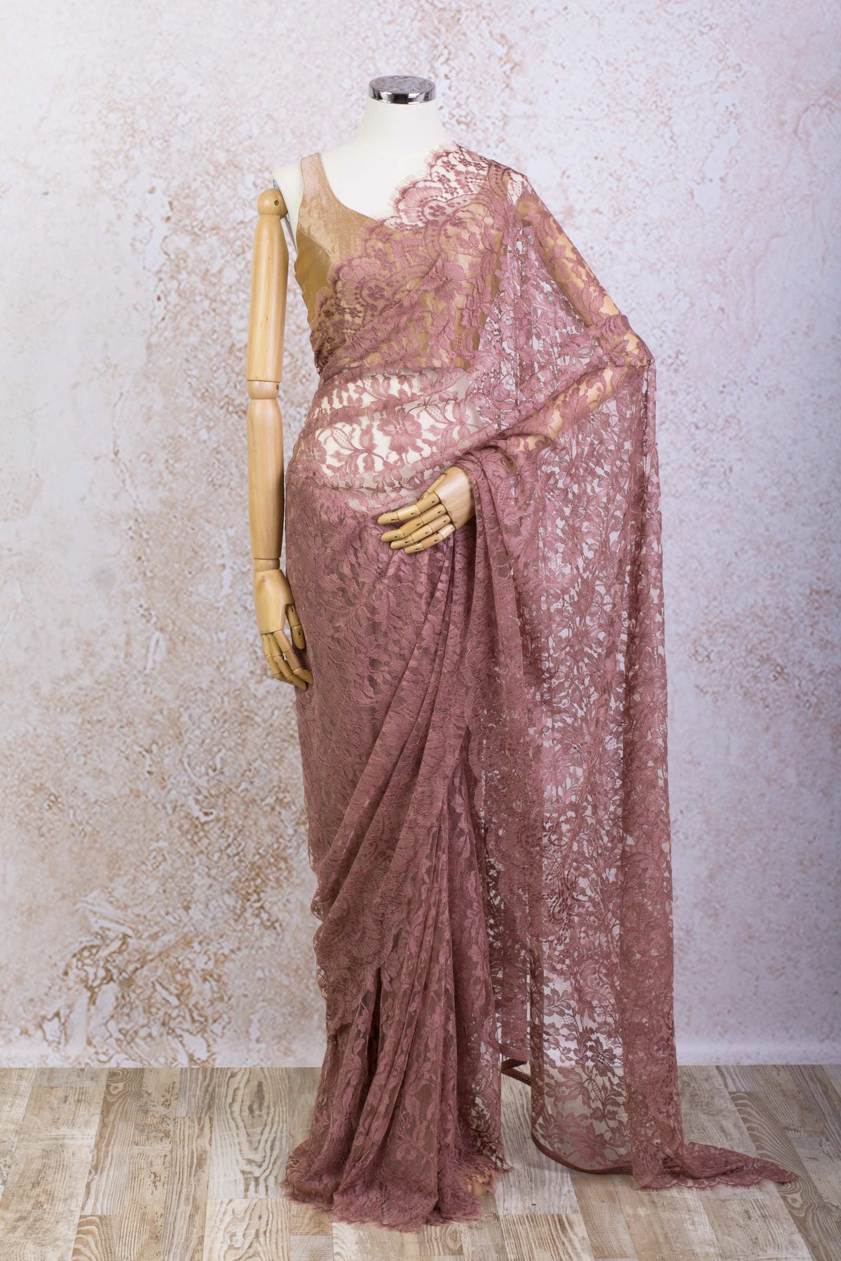 This Saree specially crafted for online Brides . 1 .Lace Saree in pastel  mauve colour 2 . Blouse material with lining (1m) 3 . Under skirt… |  Instagram