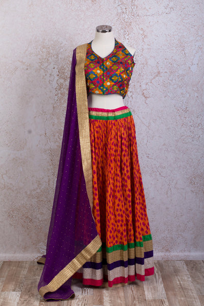 H7/2036 Plukari blouse/skirt - Variety Silk House Ltd
